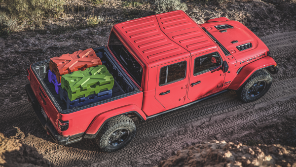 Univerzálny box Tesseract X