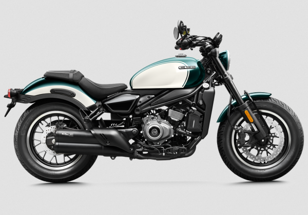Motocykel CFMOTO 450CL-C (2025) Motocykel CFMOTO 450CL-C (2025)