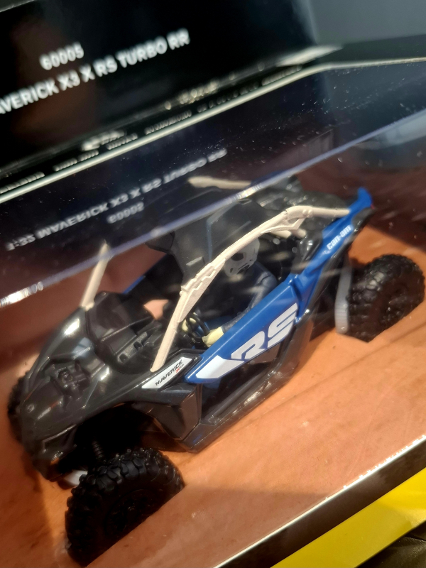 Can-Am Maverick X3 X RS Turbo RR DieCast 1:32 Scale Model - 60005