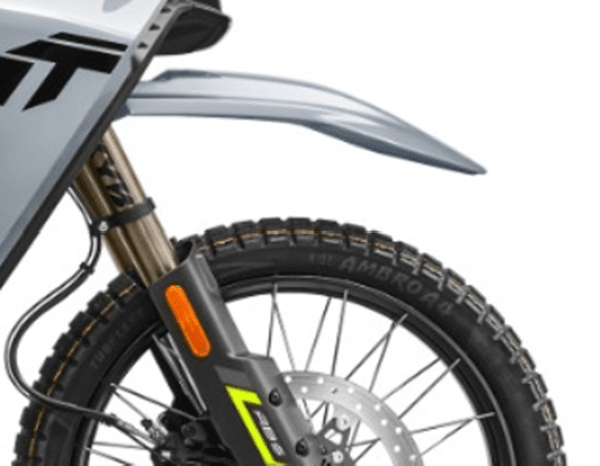 Vysoký predný blatník (šedý)