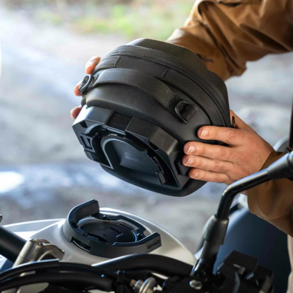 Brašňa na nádrž SHAD Click System E03CL PRO (3-4 litre)