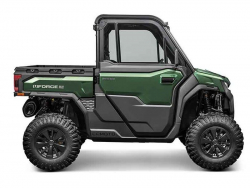 U10 PRO Dvere s elektricky ovládaným oknom (zelené)