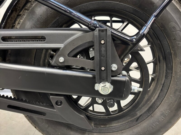 450CLC- Bobber Postranná brašňa CFMOTO vrátane držiaku