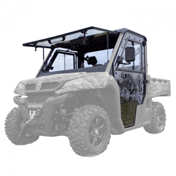 UTV1000 Kabína